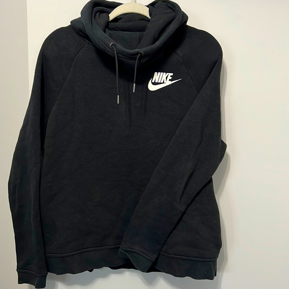 NIKE | Women’s Cowl Neck Hoodie
